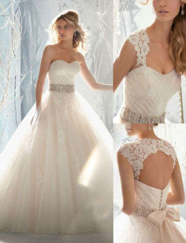 Stunning Lace Wedding Dress